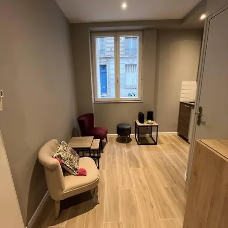 Apartment Flat *