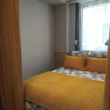 Flat Apartment